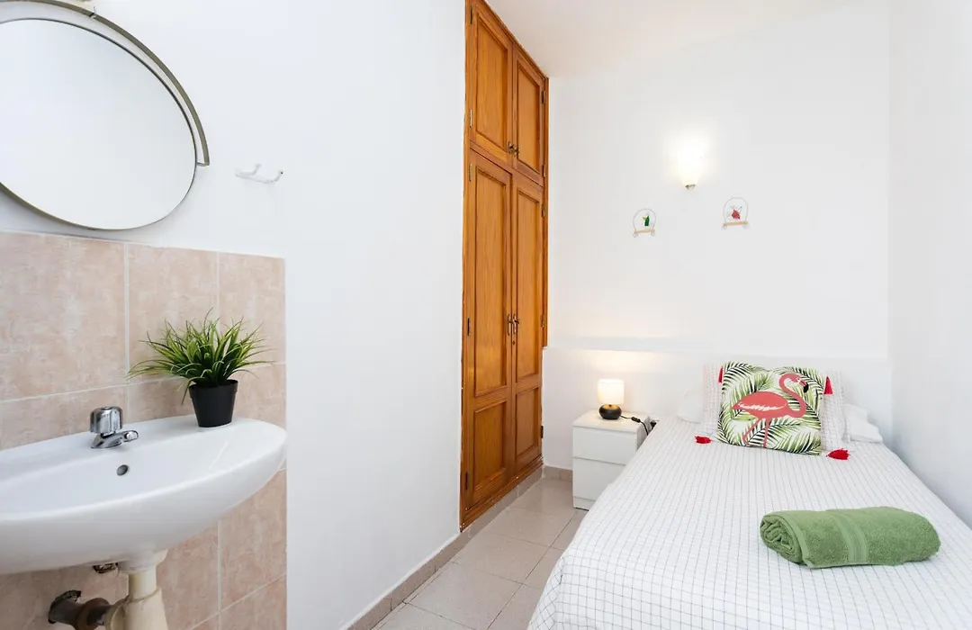 Home2Book Pension Casablanca-1